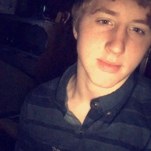 Meet your Posher, Christian